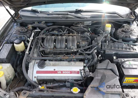 2000 Nissan Maxima Gle/Gxe/Se z USA, uszkodzony, nr VIN JN1CA31D9YT708225